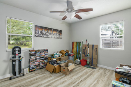 Home For Sale In The City Limits Of Live Oak Florida - image 28