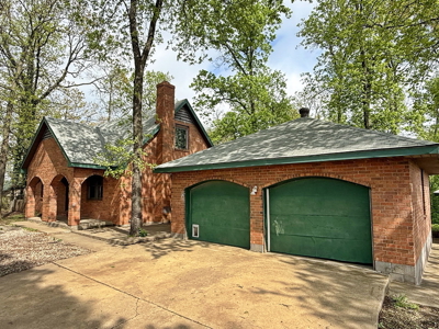 Country Home with Equity Potential For Sale in El Dorado Springs - image 3