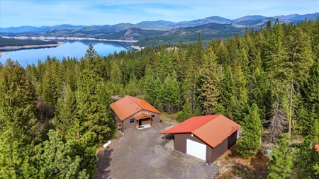 2022 Custom Lake Roosevelt Home with Views & Shop! - image 1