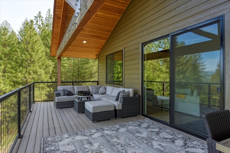 2022 Custom Lake Roosevelt Home with Views & Shop! - image 34