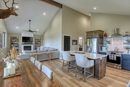 2022 Custom Lake Roosevelt Home with Views & Shop! - image 14