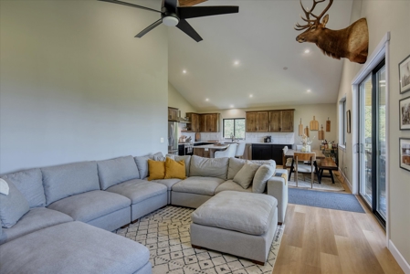 2022 Custom Lake Roosevelt Home with Views & Shop! - image 16