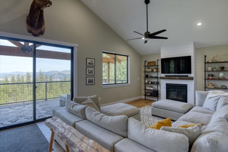 2022 Custom Lake Roosevelt Home with Views & Shop! - image 15