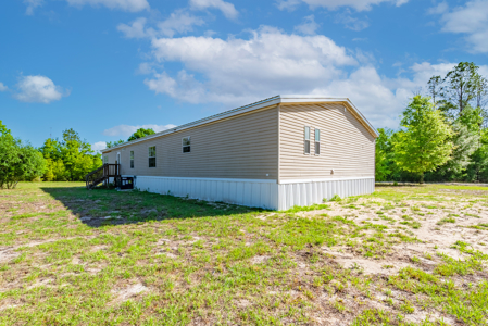Spacious 4-Bedroom Country Home on 3 Acres for Sale in Lee, FL - image 20