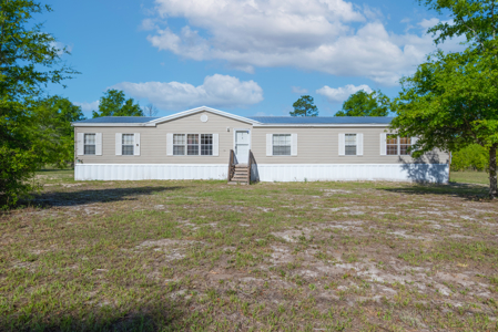 Spacious 4-Bedroom Country Home on 3 Acres for Sale in Lee, FL - image 11