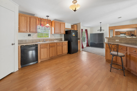 Spacious 4-Bedroom Country Home on 3 Acres for Sale in Lee, FL - image 43