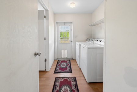 Spacious 4-Bedroom Country Home on 3 Acres for Sale in Lee, FL - image 7