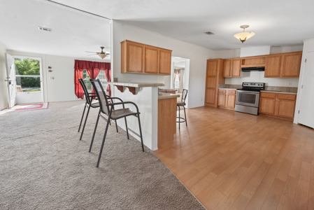 Spacious 4-Bedroom Country Home on 3 Acres for Sale in Lee, FL - image 39