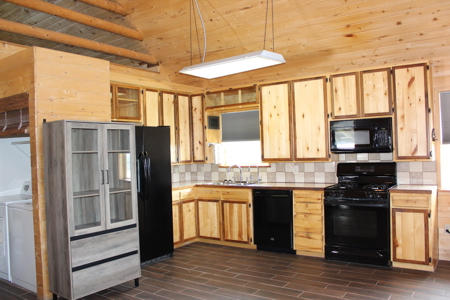 Beautiful Custom Home In Southwest Colorado! - image 16