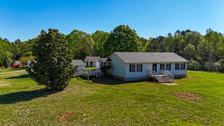 Your 7.62-Acre Country Escape Near Clarksville, VA! - image 9