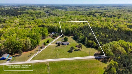 Your 7.62-Acre Country Escape Near Clarksville, VA! - image 30
