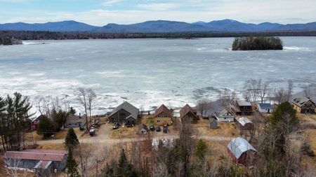 Lakefront Chalet on Ellis Pond - Roxbury, Maine - image 3