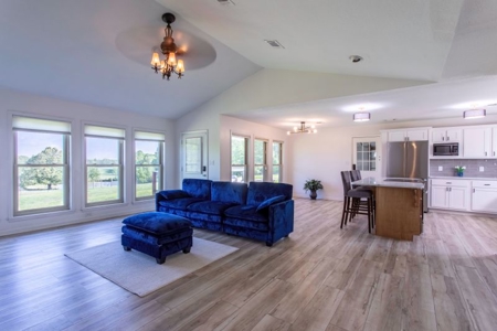 Country Home With Acreage & Barn in Jonesboro AR - image 28