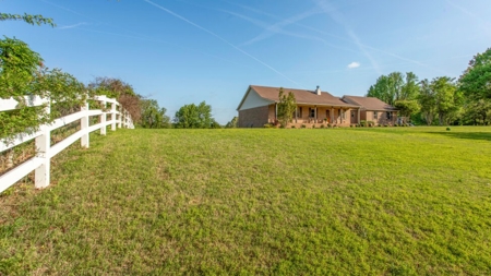 Country Home With Acreage & Barn in Jonesboro AR - image 8