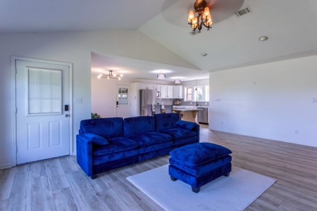 Country Home With Acreage & Barn in Jonesboro AR - image 29