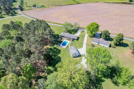 3 Bed/ 2 Bath Home with Apartment | Income Producing Property - image 50