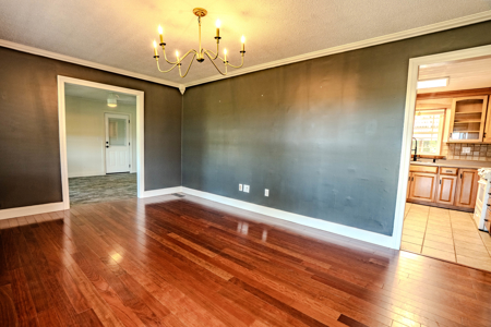 3 Bed/ 2 Bath Home with Apartment | Income Producing Property - image 1