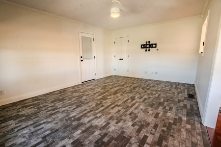 3 Bed/ 2 Bath Home with Apartment | Income Producing Property - image 4