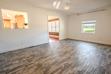 3 Bed/ 2 Bath Home with Apartment | Income Producing Property - image 5