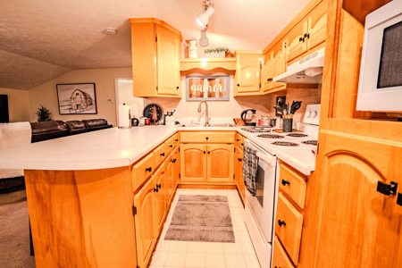 3 Bed/ 2 Bath Home with Apartment | Income Producing Property - image 19