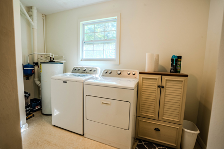 3 Bed/ 2 Bath Home with Apartment | Income Producing Property - image 17