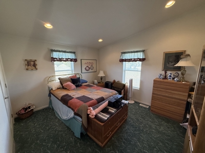 Gorgeous Home located in Fort Heron Preserve with fishing rights - image 31