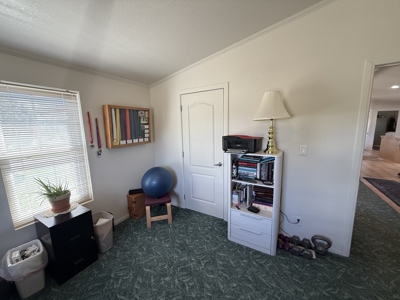 Gorgeous Home located in Fort Heron Preserve with fishing rights - image 30