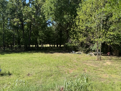 Land with RV parking and shop building - image 19