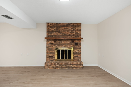 4 Bed 3 Bath in Country Club Addition! - image 23