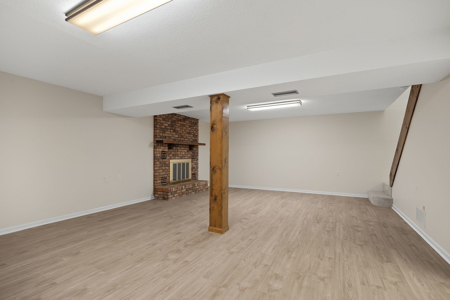 4 Bed 3 Bath in Country Club Addition! - image 24