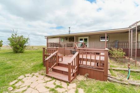 Foss Lake Property Double-Wide on 5 Acres & Shop - image 42