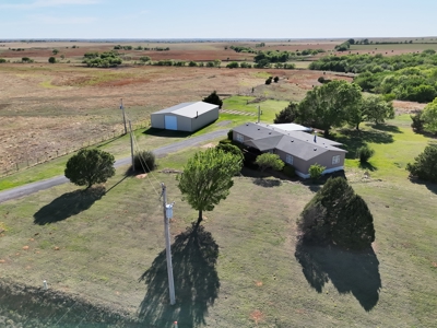 Foss Lake Property Double-Wide on 5 Acres & Shop - image 7