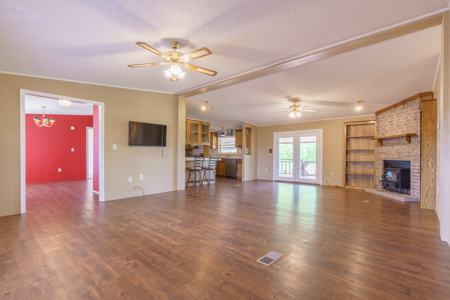 Foss Lake Property Double-Wide on 5 Acres & Shop - image 16
