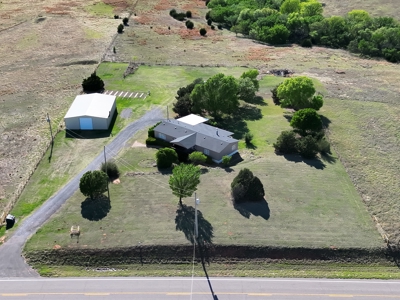 Foss Lake Property Double-Wide on 5 Acres & Shop - image 2