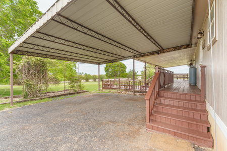 Foss Lake Property Double-Wide on 5 Acres & Shop - image 47