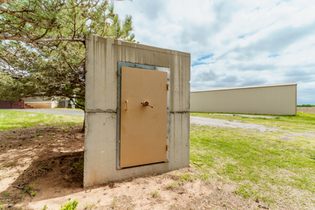 Foss Lake Property Double-Wide on 5 Acres & Shop - image 48