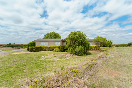 Foss Lake Property Double-Wide on 5 Acres & Shop - image 37