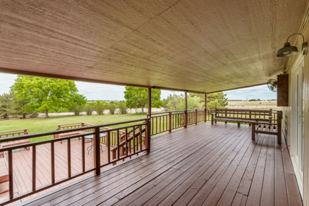 Foss Lake Property Double-Wide on 5 Acres & Shop - image 45