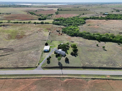 Foss Lake Property Double-Wide on 5 Acres & Shop - image 14