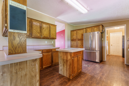 Foss Lake Property Double-Wide on 5 Acres & Shop - image 31