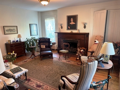 Historic Greek Revival Farmhouse circa 1850 Rural Retreat, VA - image 4