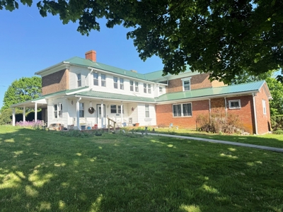 Historic Greek Revival Farmhouse circa 1850 Rural Retreat, VA - image 49