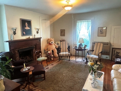 Historic Greek Revival Farmhouse circa 1850 Rural Retreat, VA - image 32