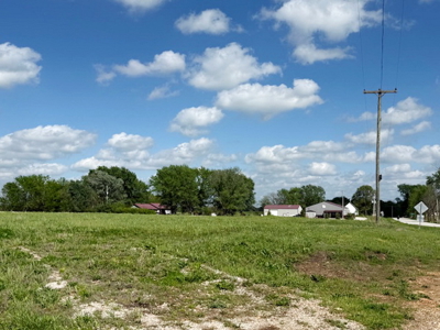 Prime 3-Acre Tract in the Heart of Cedar County - image 8