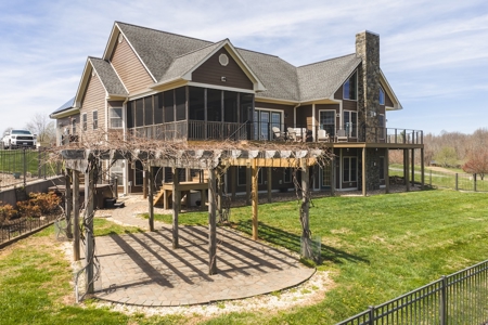 Custom Country Home and Land for Sale in Floyd, VA - image 36