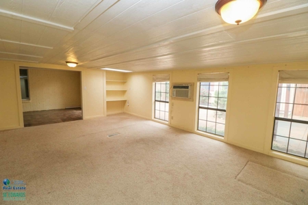 ~Littlefield~3/2/2 With A Shop!! Lots Of Storage! - image 15