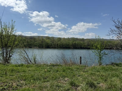 White River Lot near Batesville Arkansas in a Rural Setting - image 1
