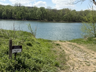 White River Lot near Batesville Arkansas in a Rural Setting - image 36
