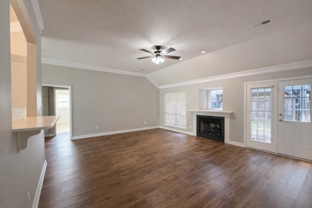 Jackson TN Home For Sale 279,000. 237 Executive Dr. - image 3