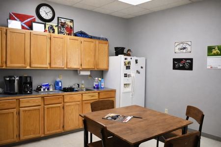 Prime Highway Commercial Property in Poteau, OK - image 6